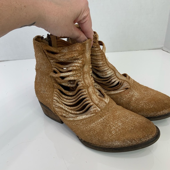 Sbicca 8.5 Vintage Collection Jeronimo Brown Leather Sliced Cut Out Ankle Boots - Picture 1 of 10